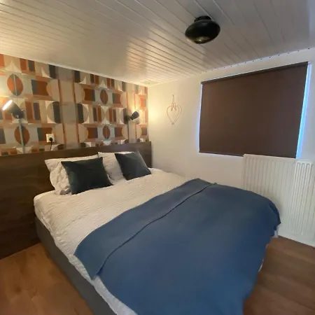 Vintage Relax Met Fijne Hottub Chalet